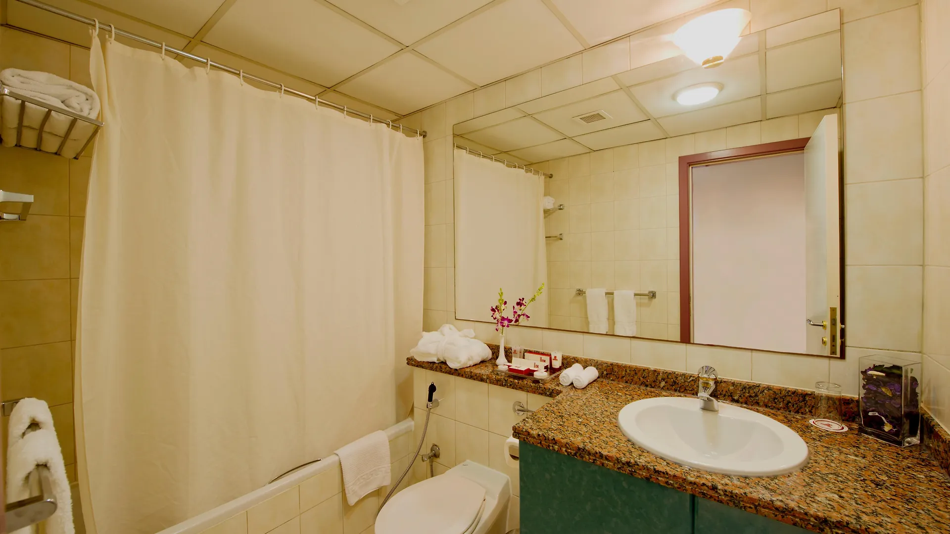 Al Bustan Centre & Residence Dubai