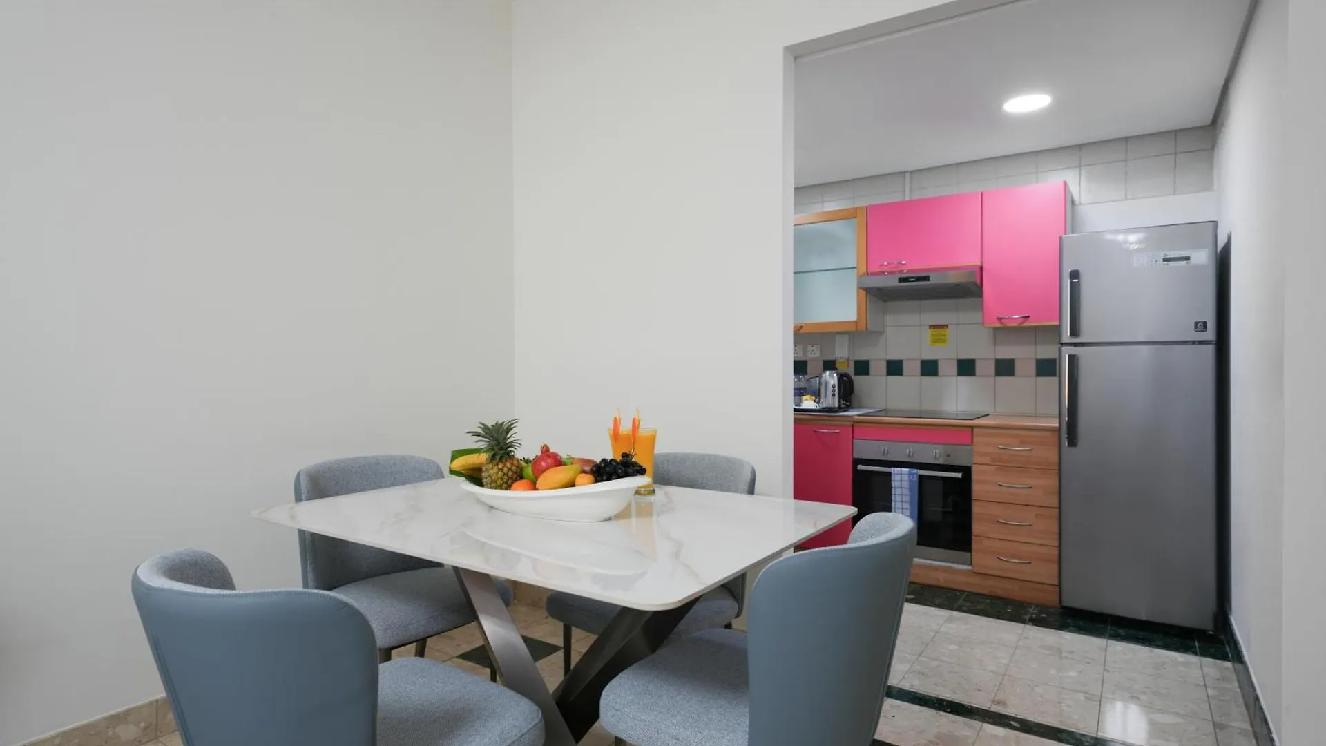 Al Bustan Centre & Residence Dubai Apart Otel