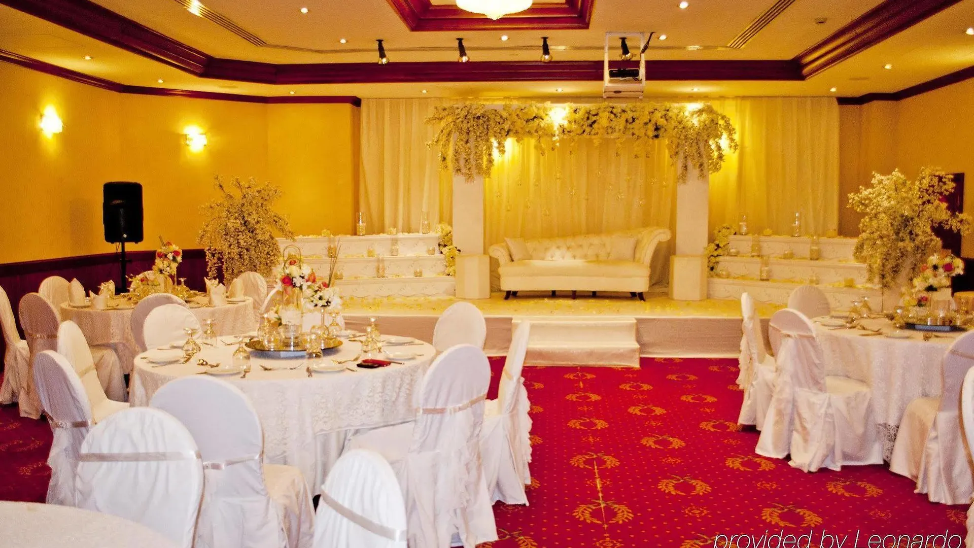 **** Apart Otel Al Bustan Centre & Residence Dubai Birleşik Arap Emirlikleri