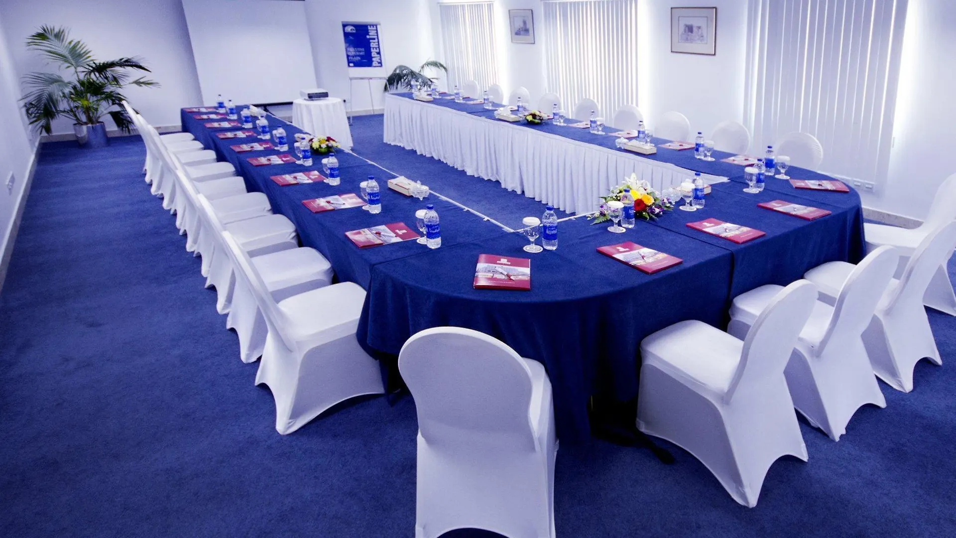 Al Bustan Centre & Residence Dubai Aparthotel