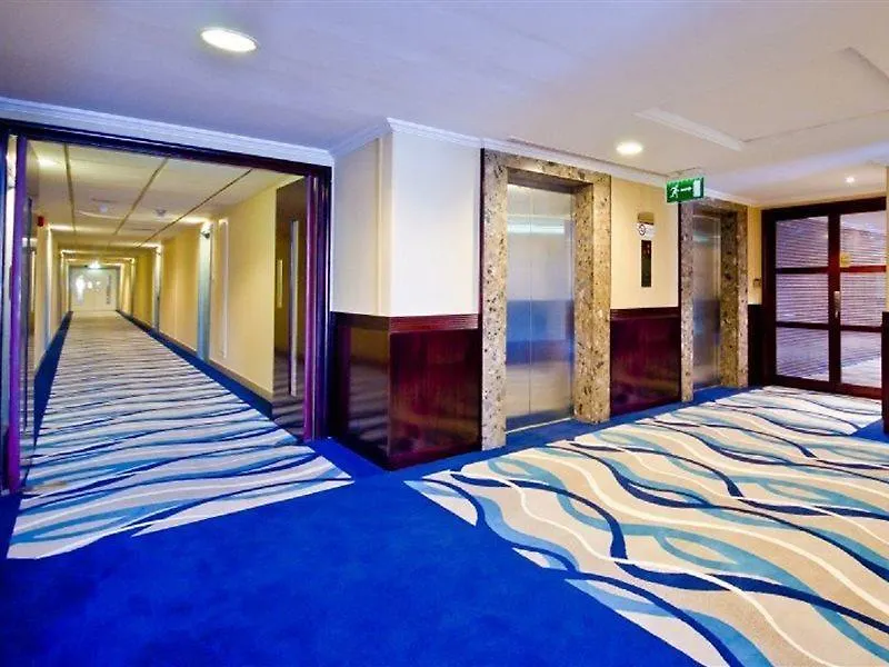 Al Bustan Centre & Residence Dubai 4*,